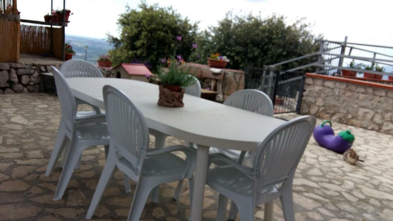 B&B La Vecchia Scuola Sonnino Exterior foto